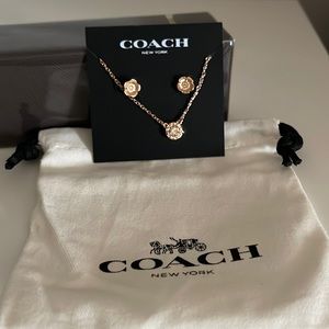 Coach Open Circle Necklace And Tea Rose Stud Earrings Set